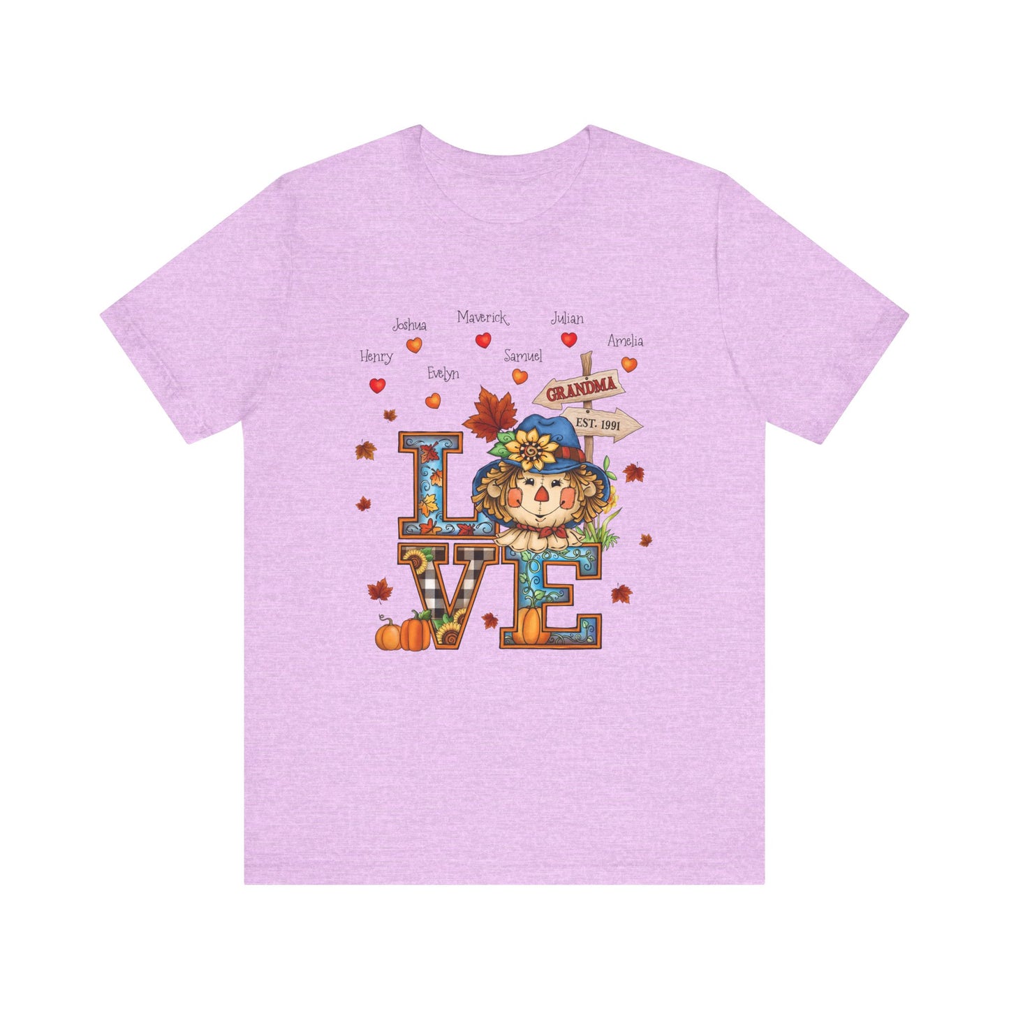 Love Being Grandma Personalised T-shirt - Perfect for Thanksgiving, Gift for Mom & Grandma, Cozy Autumn Style, Seasonal Fashion, Cute Thanksgiving Tops