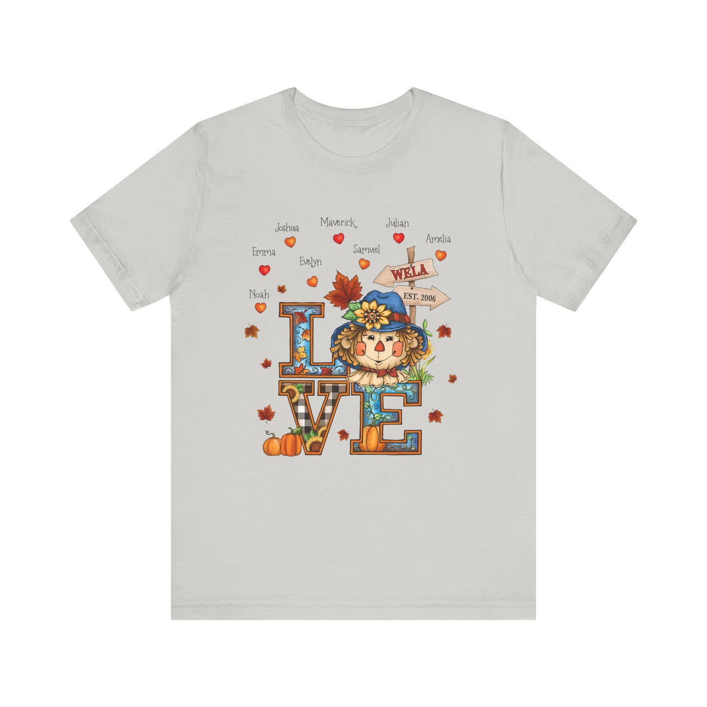 Love Being Grandma Personalised T-shirt - Perfect for Thanksgiving, Gift for Mom & Grandma, Cozy Autumn Style, Seasonal Fashion, Cute Thanksgiving Tops